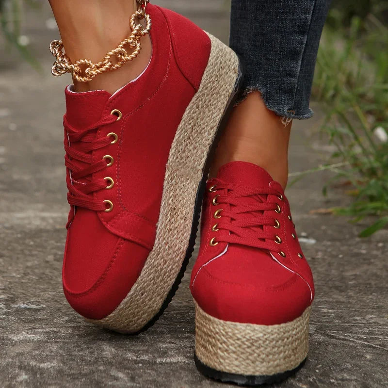 Amara | Sneakers