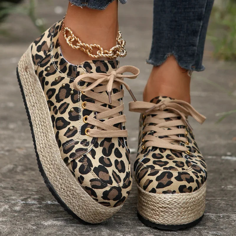 Amara | Sneakers